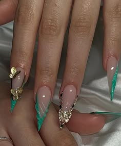 Green Stiletto Nails Designs, Gala Nails, Diy Acrylic Nails, Blush Nails, French Acrylic Nails, Gem Nails