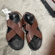 Zara Men Crossed Sandals Zara Flat Leather Sandals, Zara Open Toe Sandals With Leather Footbed, Zara Brown Leather Sandals, Zara Leather Open Toe Sandals, Zara Open Toe Leather Sandals, Zara Leather Open Toe Slingback Sandals, Zara Brown Sandals For Summer, Zara Leather Slingback Sandals For Summer, Zara Sandals