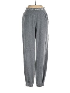 Hollister Sweatpants Size: X-Small Gray Activewear - used. 11% Elastane, 32% Polyester, 57% Nylon, Cropped, Solid, High Rise | Hollister Sweatpants - High Rise: Gray Activewear - Size X-Small Athleisure Winter Workwear Bottoms, Stretch Sweatpants With Ribbed Waistband, Sporty Full Length Pull-on Sweatpants, Sporty Bottoms With Ribbed Waistband For Daywear, Loosely Fitted Full Length Pants With Ribbed Waistband, Athleisure Pull-on Pants, Winter Full Length Joggers With Elastic Waistband, Winter Full-length Joggers With Elastic Waistband, Stretch Full-length Pants For Daywear