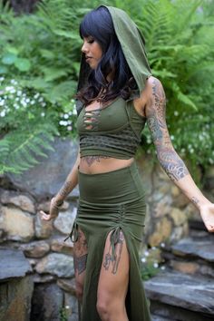 Hey, I found this really awesome Etsy listing at https://www.etsy.com/listing/842607177/sutra-underbust-hooded-top-set-olive Burning Men, Fair Outfits, Tie Dye Outfits, Hooded Dress, Flower Tops, Hooded Tops, Rave Outfits, Burning Man, Festival Outfits