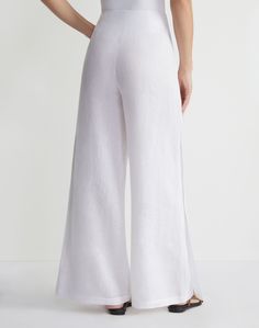 Find LAFAYETTE 148 NEW YORK Vintage Linen Franklin Split Wide Leg Pant on Editorialist. Channeling Spring 2024's nature-inspired movement, the Franklin pant is crafted from softened, vintage-inspired linen in a draped, overlay design defined by airy split sides. The fluid, wide-leg silhouette falls from an elongating high rise to clean ankle hems and is finished with slip pockets.Shop all Pants New York Vintage, Vintage Linen, Wide Leg Pant, Vintage Linens, Nature Inspired, Wide Leg Pants, Nature Inspiration, Vintage Inspired