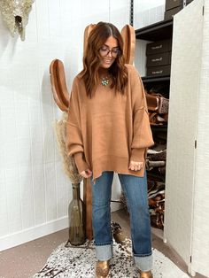 + Oversized knit sweater + Side slit openings + Low gauge heavyweight knit + Model is wearing a size S/M Model Measurements Height: 5'2" Top Size: Medium (36B cup) Bottom Size: Medium/Size 5 (27" waist) 36b Cup, Oversized Knit Sweater, Wild Hair, Fit Inspo, Comfy Outfits, Model Measurements, Trend Setter, Outerwear Jackets, Medium Size