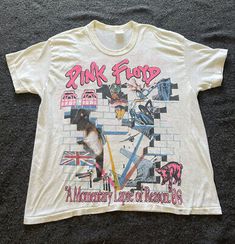 (eBay) VTG 1988 Pink Floyd Momentary Lapse of Reason Tour Single Stitch T Shirt XL USA!. Preowned Normal wear for how old the shirt is Very light pit and collar staining No holes Normal pilling for age All shown in photos Check photos for dimensions, runs small for XL See photos T1 Vintage Pink Floyd Tshirt, Pink Floyd Shirt, Graphic Design Images, Music Tees, Band Tees, Patch Design, Pink Floyd, Vintage Pink, New Black