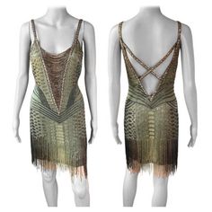 Roberto Cavalli F/W 2006 Embelished Beaded Fringed Flapper Open Back Mini Dress Size IT 40 FOLLOW US ON INSTAGRAM @OPULENTADDICT Roberto Cavalli Runway, Roberto Cavalli Dress, Open Back Mini Dress, Mode Inspo, 2024 Fashion, Spice Girls, Roberto Cavalli, Tom Ford, Follow Us