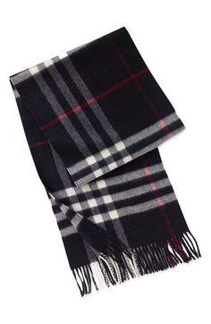 Nordic Clothing, Giant Check, Sharp Dressed Man, Burberry London, Mens Scarves, Burberry Men, Fashion House, Cashmere Scarf