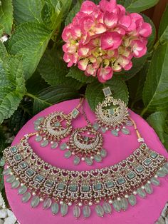 Beautiful Indian/Punjabi Jewellery Set Includes Necklace,Earrings And Tikka. Photos are of real products so you can buy with confidence  For more products,photos and videos of these products please check our instagram page @pearljewelleryempire Feel free to contact anytime NO RETURNS OR EXCHANGE  MANY THANKS Punjabi Jewellery, Kundan Jewellery Set, Kundan Bangles, Page Instagram, Polki Earrings, Jewellery Sets, Kundan Jewellery, Jewellery Set, Wedding Necklace