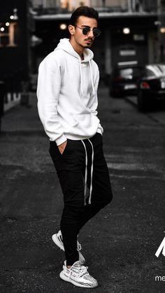 Athleisure Outfits Men, Vans Converse, Men Fashion Casual Shirts, Mens Casual Dress Outfits, Guys Clothing Styles