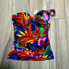 Beautiful Multicolor Bathing Suit Top Brand New With Tags. Size 4 Bleu Rod Beattie Expect Something Beautiful. Fitted Multicolor Print Beach Top, Yellow Tops For Beach Season Parties, Colorful Fitted Vacation Tops, Fitted Multicolor Tops For Beach Season, Colorful Fitted Tops For Vacation, Vibrant Fitted Beach Tops, Colorful Fitted Tops For Beach, Swim Brands, Bathing Suit Top