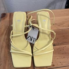 Zara Heeled Square Toe Ankle Strap Sandal Size 6.5 (37) New Color Yellow Spring Strap Open Toe Heels, Spring Strap Open Heel Shoes, Spring Open Heel Strap Heels, Casual Strap Heels For Spring, Chic Strappy Sandals For Spring, Chic Yellow Square Toe Sandals, Chic Strappy Heels For Spring, Spring Strappy Heels For Day Out, Summer Heels With Strap And Low Heel