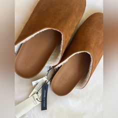 New With Tags, Gap Cozy Clogs Genuine Suede Leather Sherpa Lined Slip On Shoes Cognac Tan Smooth Suede Weave. Inner Sherpa Lining. Size - 11 Cozy Brown Slippers With Textured Footbed, Brown Slip-on Clogs For Indoor Use, Brown Slip-on Indoor Clogs, Casual Brown Indoor Clogs, Brown Round Toe Clogs For Indoor, Comfortable Mules With Leather Footbed For Winter, Comfortable Winter Mules With Suede Lining, Winter Leather Mules With Cushioned Footbed, Brown Closed Toe Indoor Clogs