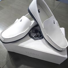 Vlado Designer Mens White Slip-On Loafer Shoes Nib Size 10.5 White Slip-on Casual Boat Shoes, Casual White Slip-on Boat Shoes, White Casual Dress Shoes With Rubber Sole, Casual White Leather Loafers, Casual White Slip-on Dress Shoes, White Leather Slip-on Boat Shoes, Casual White Plain Toe Moccasins, Casual White Slip-on Moccasins, White Low-top Formal Loafers