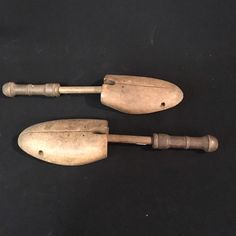 "Vintage wood men's shoe stretchers/pair  Measures 3.5\"wide 5.5\" long These are so fun and perfect for your vintage stylings.  We check our items carefully for any damage and do our best to represent all items fairly. Please inspect the photos carefully.  All items are sold AS IS. Thanks for dropping by our esty site! Visit deabath.com for more unique items and plumbing." Shutter Dogs, Wood Planer, Old Plates, Shoe Stretcher, Retro Candy, Site Visit, Men's Shoe, Switch Plate Covers, Shoe Insoles