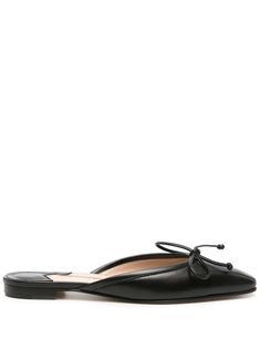 black calf leather slip-on style bow detailing almond toe branded leather insole flat leather sole Manolo Blahnik Mules, Manolo Blahnik Sandals, Manolo Blahnik Black, Manolo Blahnik Shoes, Suede Mules, Dolce E Gabbana, Leather Mules, Womens Clogs, Black Ribbon