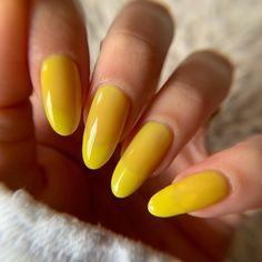 eman • the color nook on Instagram: “Cirque Colors Citron Jelly 🍋💛 This is such a vibrant and beautiful yellow jelly polish 😍 3 coats #cirquecolors #cirqueglazedcollection…” Cirque Colors