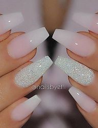 Nails #weddingnails #acrylicnails #weddings #nudenails #acrylics #nailideas #naildesigns Holiday Acrylic Nails, Transparent Nails, Pretty Nail Designs, Makijaż Smokey Eye, Super Nails, Ballerina Nails, Manicure E Pedicure, Nail Arts