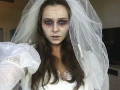 Zombie Bride Makeup Tutorial, Zombie Bride And Groom Halloween, Easy Ghost Makeup, Zombie Bride And Groom Costume, Ghost Bride Makeup, Dead Bride Makeup, Bride Make Up Ideas