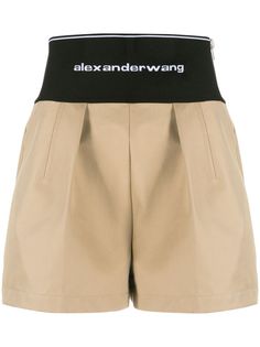 Alexander Wang Shorts, Yoko London, City Dress, Pleated Shorts, Van Cleef Arpels, Summer Beach Wear, Mini Shorts, Clean Girl, Fashion House