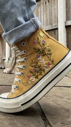 Embroider Converse High Tops, Yellow Converse Embroidery, Flower Embroidered Converse, Embroidered High Tops, Hand Embroidered Shoes, Embroidered Converse Low Top, Embroider Converse, Mushroom Converse, Converse Embroidery Ideas