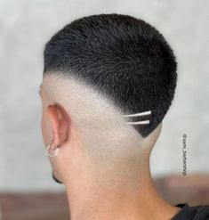 Buzzcut Designs Men, Buzzcut Designs, Clean Cut Haircut, Fade Haircut Designs, Hair Designs For Men, Fade Haircut Curly Hair, Short Hair For Boys, Mens Haircuts Short Hair, Best Haircuts For Men