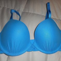 New With Tags Please Check Pictures For More Detail. Color: Blue Size: 32d Please Remember Colors Depend On Monitor Settings. Pet And Smoke Free Home. Please Feel Free To Make An Offer. Pem 70 Light Blue Stretch Underwire Bra, Stretch Underwire Bra In Light Blue, Fitted Blue Bra With Padded Cups, Fitted Padded Blue Bra, Blue Fitted Push-up Bra, Fitted Blue Push-up Bra, Blue Seamless Push-up Bra, Blue Push-up Bra With Padded Cups, Seamless Strapless Bra