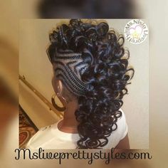 Mohawk Female, Mohawk Black Women, Mohawk Locs, Hairstyles Mohawk, Curly Mohawk Hairstyles, Braided Mohawk, Braided Mohawk Hairstyles, Curly Mohawk, Hair Twists