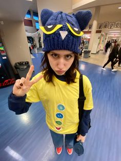 Pete The Cat Outfit, Pete The Cat Crochet, Pete The Cat Halloween Costume, Pete The Cat Costume, Skater Vibes, Cat Cosplay, Cat Halloween Costume, Cat Costume, Pete The Cat