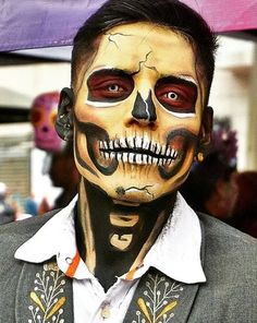 Cool Halloween Makeup Men, Skull Face Makeup Men, Men Skull Makeup, Halloween Face Makeup For Men, Halloween Make Up For Men, Skull Makeup Men, Halloween Makeup Looks For Men, Day Of The Dead Makeup For Men