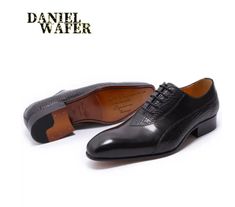 Brand Name: DANIEL WAFERUpper Material: GENUINE LEATHERUpper-Genuine Leather Type: Cow LeatherOrigin: CN(Origin)Shoes Type: OxfordsPattern Type: SolidOccasion: PartyModel Number: F87-02Lining Material: GENUINE LEATHERLining-Genuine Leather Type: SheepskinToe Shape: Pointed ToeOutsole Material: RubberClosure Type: Lace-upInsole Material: PUFit: Fits true to size, take your normal sizeSeason: Spring/AutumnColor: Black RedCountry/Region of Manufacture: GuangzhouQuality: High qualityCharacter: Itali Men Suits Blue, Leather Trend, Shoe Image, Rugged Leather, Oxford Dress Shoes, Oxford Shoes Men, Luxury Men, Formal Shoes For Men, Genuine Leather Shoes