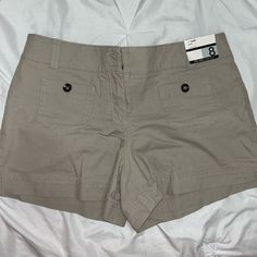 Women’s Size 8 Twill Shorts From New York & Company. Gray/Beige Color. Never Before Worn. New With Tags On. Khaki Shorts For Workwear In Spring, Khaki Cotton Workwear Shorts, Neutral Workwear Shorts With Pockets, Twill Shorts, Starter Pack, Beige Color, Dream Wardrobe, Fashion Ideas, Womens Shorts