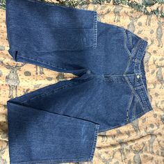 Pretty Much Brand New Maybe Worn A Couple Times Way To Big For Me Rockies Jeans, Vintage Wrangler Jeans, Western Outfit, Jeans Plus Size, Vintage Wrangler, Wrangler Jeans, Pretty Much, Western Outfits, High Jeans