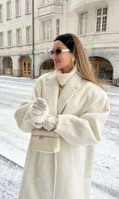 Baret Outfit, Old Money Winter, Nyc Outfits, Classy Winter Outfits, Chic Winter Outfits, Europe Outfits