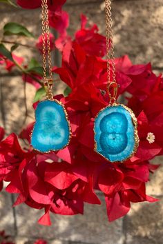 Beautiful gold plated blue banded Stalactite Agate Slice pendant on gold plated clasp chain necklace. The crystal is approximately 1.25 inches long and 1 inch wide. Please note that every stone is unique, therefore color, shape and/or size may vary slightly. You can choose your necklace length from the drop-down menu. In case you would like a length besides the listed options, leave a note at checkout. Item will be shipped 1 - 2 business days after purchase. Back to my shop with its variety of b Gold Agate Round Pendant Crystal Necklace, Gold Agate Crystal Necklace With Round Pendant, Gold Chalcedony Jewelry As A Gift, Blue Spiritual Gold-plated Necklaces, Spiritual Blue Agate Necklace, Gold Necklaces With Natural Stones And Chalcedony, Gold Necklaces With Natural Stones In Chalcedony, Gold Chalcedony Necklace With Natural Stones, Handmade Gold Chalcedony Necklace