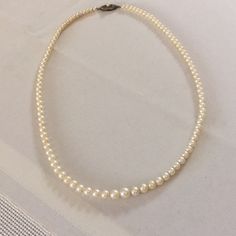 Beautiful Graduated Pearl Necklace. 17 Inches Of Pearls. 18 Inches In Total Length. Silver Clasp. Graduated Pearl Necklace, Womens Jewelry Necklace, Pearl Necklace, Dream Wedding, Jewelry Necklaces, Womens Sizes, Necklaces, Women Jewelry, Silver