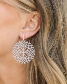 Treat your ears to these dazzling Sunburst Drop Earrings; they’re sure to be the summer showstoppers! With their intricate filigree details, these earrings will make any outfit pop. Glam up your summer style and light up any room with these stunners! 🤩 Metal: Silver plated or hypoallergenic brass; Lead free and nickel freeSize: 1.5" W x 1.5" L Nickel Free Flower Earrings For Summer, Silver Earrings For Spring Party, Silver Earrings For Party In Spring, Silver Party Earrings For Spring, Spring Party Silver Earrings, Nickel-free Silver Flower Earrings For Summer, Elegant Silver Flower Earrings For Summer, Bohemian Silver Earrings For Spring, Elegant Summer Flower Earrings