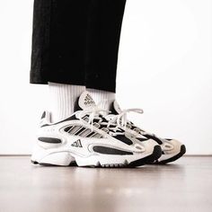 adidas Ozweego Adidas Ozweego, Mens Polo T Shirts, Chubby Fashion, Shoes Heels Classy, Mens Outfit Inspiration, African Men Fashion