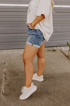 - Perfect for sunny days and warm nights, these chic denim shorts bring a laid-back summer vibe to your OOTD! - Unlined stretchy denim with faded accents - A waistline with belt loops, a hidden zip fly, and button closure - Functional front and back pockets - A flattering silhouette that ends in cuffed hemlines Measurements 1XL : Front Rise 11", Hip 40", Inseam 5", Length 15.5", Waist 34". 2XL : Front Rise 11.5", Hip 42", Inseam 5", Length 15.5", Waist 36". 3XL : Front Rise 12", Hip 44", Inseam Denim Shorts With Built-in Shorts For Vacation, Mid-rise Stretch Jean Shorts For Day Out, Dark Wash Bottoms With Built-in Shorts Relaxed Fit, Stretch Dark Wash Summer Shorts, Stretch Mid-rise Jean Shorts For Day Out, Dark Wash Stretch Shorts For Summer, Summer Stretch Dark Wash Shorts, Medium Wash Mid-rise Relaxed Fit Shorts, Medium Wash Shorts With Built-in Shorts For Day Out