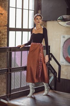 Silk Midi Skirt, Thai Silk, High Waist Skirt, Autumn Street Style, Silk Skirt, Side Split, Mulberry Silk, Skirt Outfits