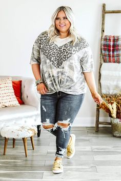 Plus Size Leopard Camo Splicing Twist Knot Half Sleeve T-shirt Gray Patchwork Short Sleeve Tops, Casual Gray Patchwork T-shirt, Gray Spliced Short Sleeve Top, Gray Spliced Short Sleeve T-shirt, Gray Short Sleeve T-shirt With Splicing, Casual Gray Spliced Tops, Fall Patchwork Short Sleeve Tops, Fall Patchwork Short Sleeve T-shirt, Trendy Gray Patchwork Tops