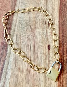 Padlock Collar Necklace w/Link Chain. Service Women, Ladies Boutique, Collar Necklace, Link Chain, Jewelry Shop, Charm Bracelet, Wallet, Stainless Steel, Collar