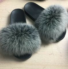 Sport Sandals Outfit, Measuring Chart, Measure Yourself, Cute Uggs, Fluffy Shoes, Cute Shoes Heels, Fur Shoes