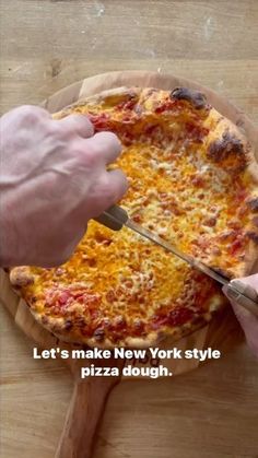 New York Style Pizza, Flatbread Pizza, New York Style, Naan, Pizza Dough, Flatbread, Dough, Pizza, Pizzas