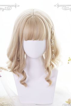 SKU: LIN00255 Fabric:High Temperature Wire Style types: Sweet Lolita Season: Spring, Summer, Autumn, Winter Notice: Any of the accessory is not included. Wig Length: 30-35CM. Starlight Outfit, Gyaru Hairstyles, Hairstyles Reference, Style Types, Short Haircut Styles, Cosplay Hair, Spring Summer Autumn Winter, Anime Hair, Hair Reference