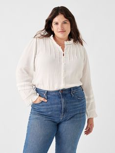 Willa Top - White | Faherty Brand Womens Boho Tops, Bohemian Vibes, Loose Fit Jeans, Peasant Style, 2022 Fashion, Spring Shirts, Boho Women, Boho Tops, Feel It