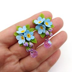 Minimalistic handmade floral carnation earrings, enhanced with glass beads, stainless steel hardware, packaged in a gift box Flower Statement Earrings, Floral Polymer Clay, Bright Jewelry, Fimo Polymer Clay, Bead Earring, Blue Stud Earrings, Spring Earrings, Floral Studs, Clay Jewellery