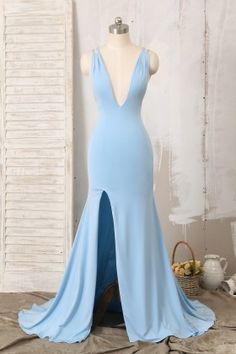 Sky Blue Plunging Neckline Mermaid Formal Dress with Crisscross Back and High Slit Sleek Prom Dress, Beaded Formal Dress, Long African Dresses, Military Ball Dresses, Best Prom Dresses, Evening Dresses Online, Long Evening Gowns, Women's Evening Dresses, Evening Formal