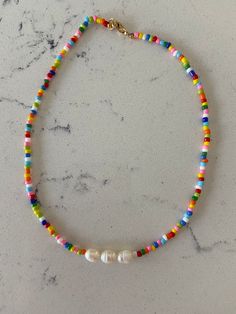 ❥ Colorful beaded choker necklace ❥ Three Pears in the center ❥ 15 Inches Long Bracelet Business, Necklaces Diy, Beaded Jewelry Necklaces, Beaded Necklace Diy, Pearl Choker Necklace, Beaded Choker Necklace, Pearl Choker, Girly Jewelry, Beaded Necklaces