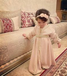 Ramadan Outfits, Cherry Fashion, Latest Abaya, Kids Abaya, Kids Party Wear Dresses, Ballerina Outfit, Kids Party Wear, Eid Outfits, Classy Dresses