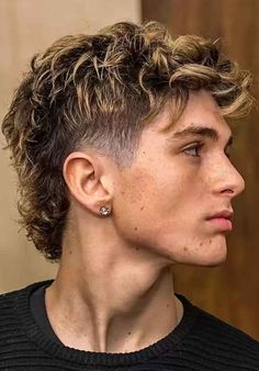 Side Fade Mullet, Mullet Side Part, Low Fade Mullet, Classic Mullet, Modern Mullet Haircut, Fade Mullet, Mullet Fade, Mens Haircuts Short Hair, Men Haircut Curly Hair