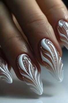 Prepare to be amazed by these stunning White Nail Designs 2024! Get ready for nail art that will wow everyone! 2024 Nails, Fancy Nails Designs, Video Tiktok, Pretty Nail Art Designs, White Nail Designs, White Nail, Pretty Nail Art, Trendy Nail Design, Nail Designs Glitter