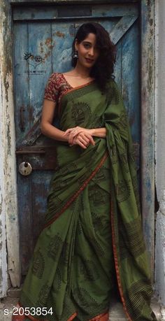 Rihanna Singer, Mul Cotton Saree, Robyn Fenty, Khadi Saree, Traditional Silk Saree, Sari Dress, Kalamkari Saree, Indian Fashion Saree